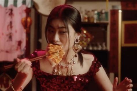 dolce gabbana apologize video|dolce and gabbana china.